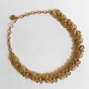 Vintage Gold Toned Flower Necklace by Lisner